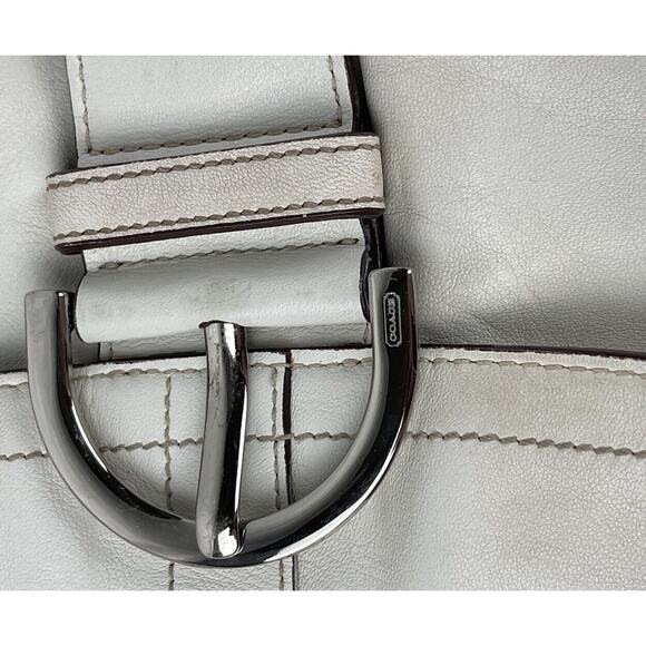 COACH Soho 9434 Double Pocket Flap Shoulder Bag White Leather Purse Y2k 2005 - Picture 13 of 15